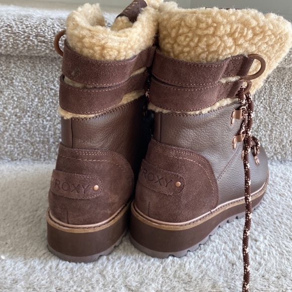 Roxy Alpine collection boots - Picture 3 of 5